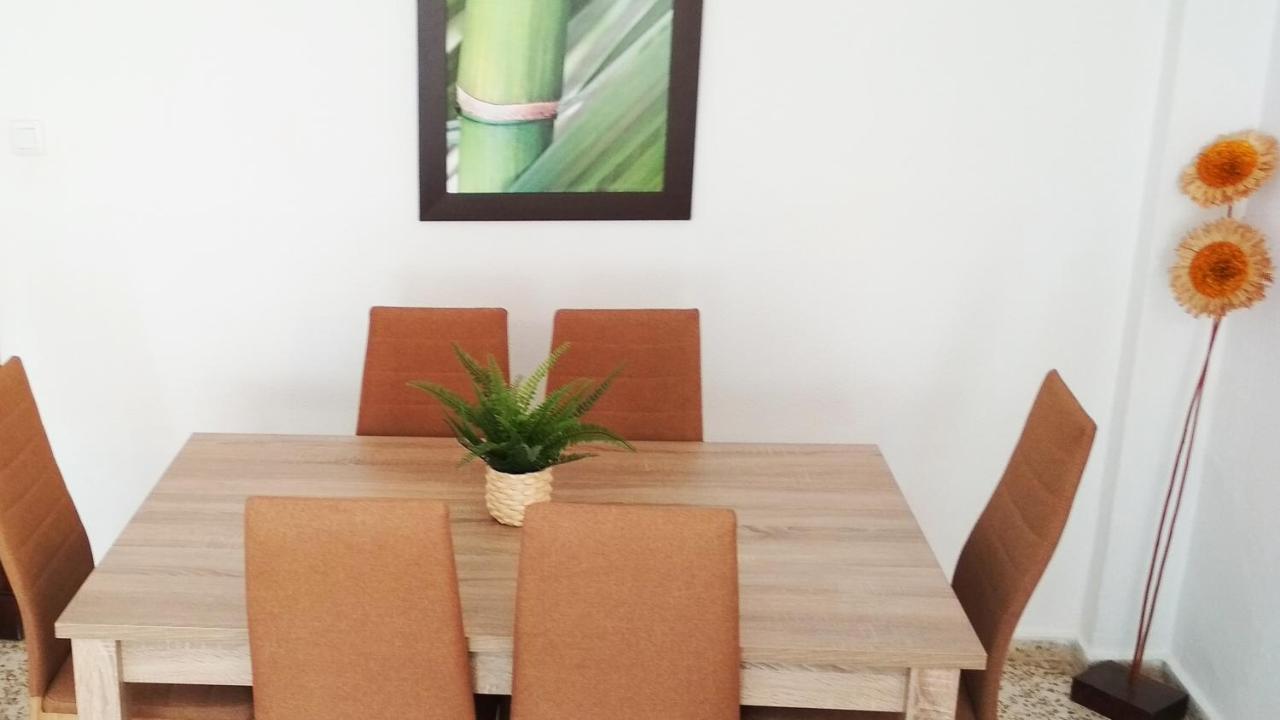 Apartamento Villa De Rota - Vista Mar, 135M2, Terraza, Sat Tv Y Mas المظهر الخارجي الصورة