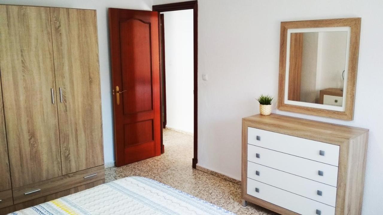 Apartamento Villa De Rota - Vista Mar, 135M2, Terraza, Sat Tv Y Mas المظهر الخارجي الصورة