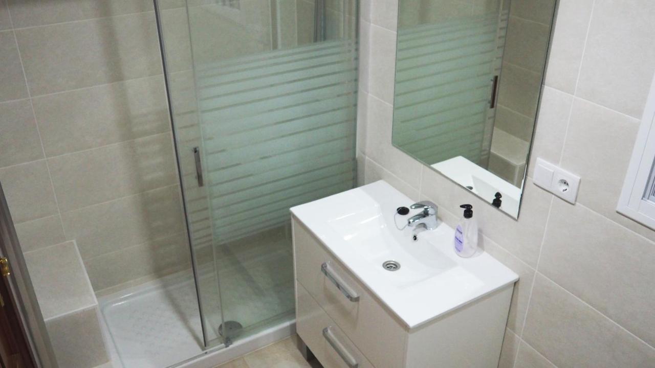 Apartamento Villa De Rota - Vista Mar, 135M2, Terraza, Sat Tv Y Mas المظهر الخارجي الصورة